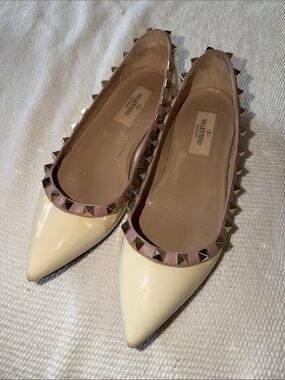 Valentino Ivory Patent Pointed Flats euro 34 1/2